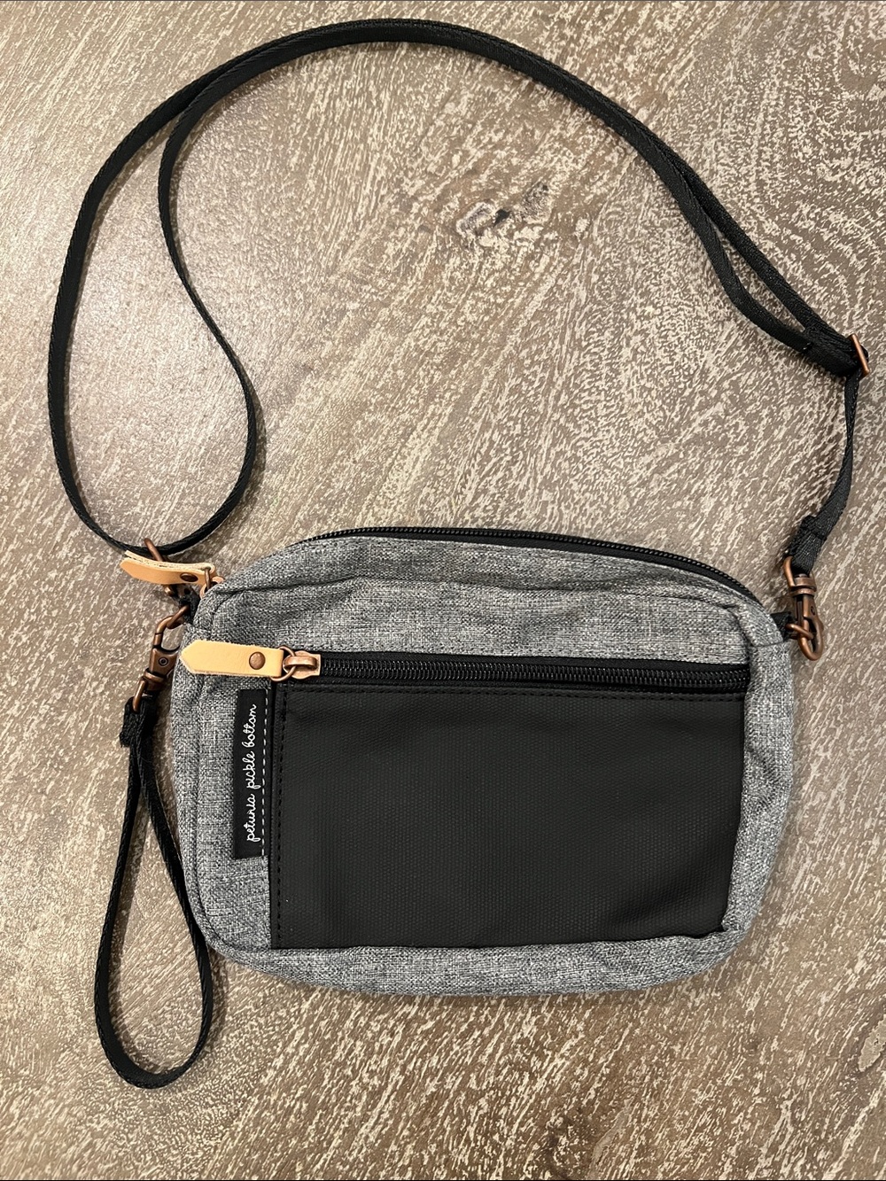 Petunia Pickle Bottom Gray and Black belt bag